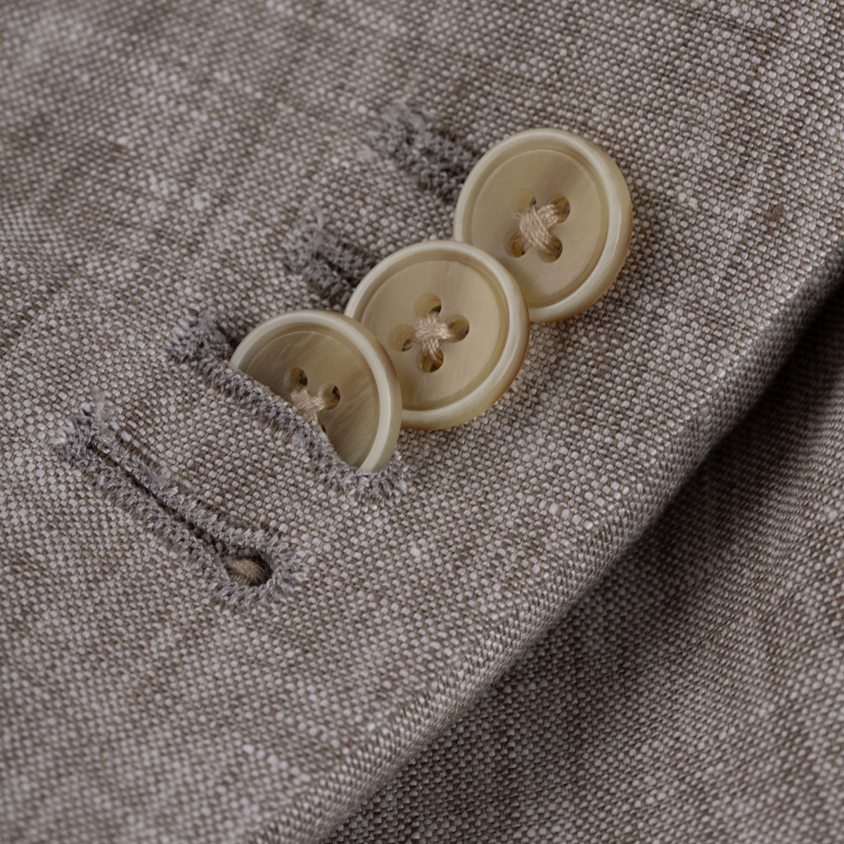 Anzug Pesaro aus 100% Leinen in hellbeige hellbraun Bild 4