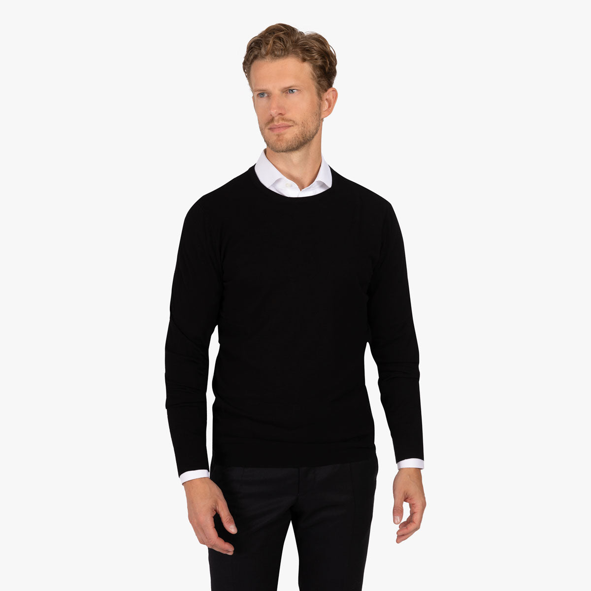 Schwarzer Rundhals Pullover AF802 Bild 1