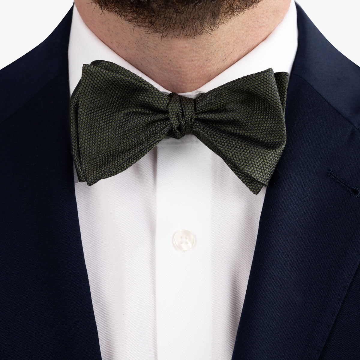 Fliege aus Seide in uni dunkelgrün dkl. grün Bild 1