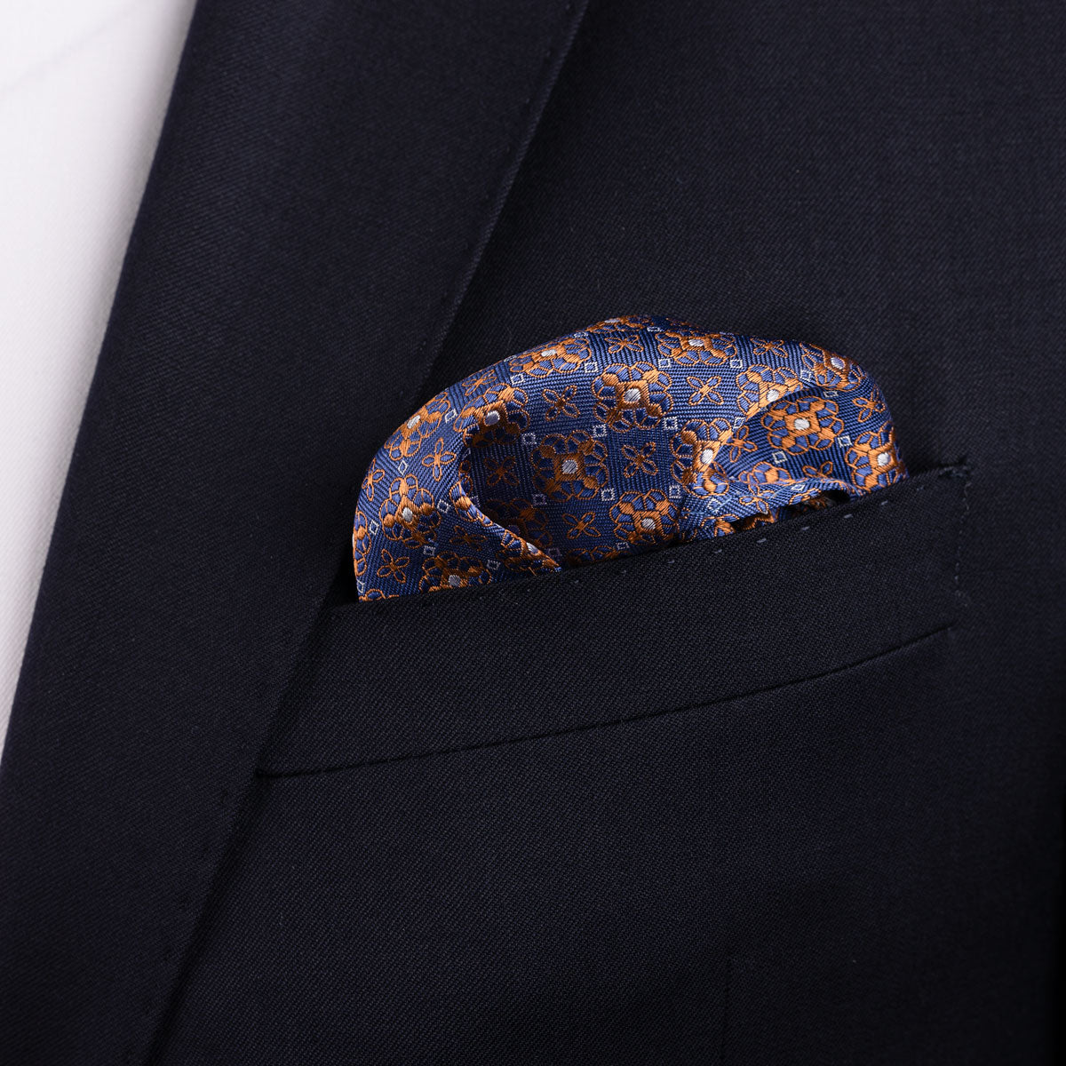 Einstecktuch aus Seide in dunkelblau/orange blau Bild 1