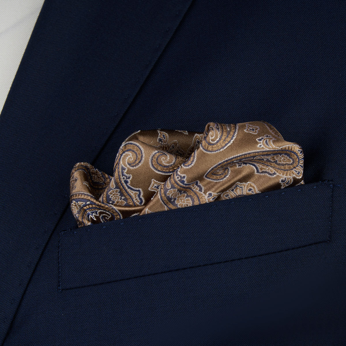 Einstecktuch aus reiner Seide mit ornamentalem Muster in Beige beige Bild 1