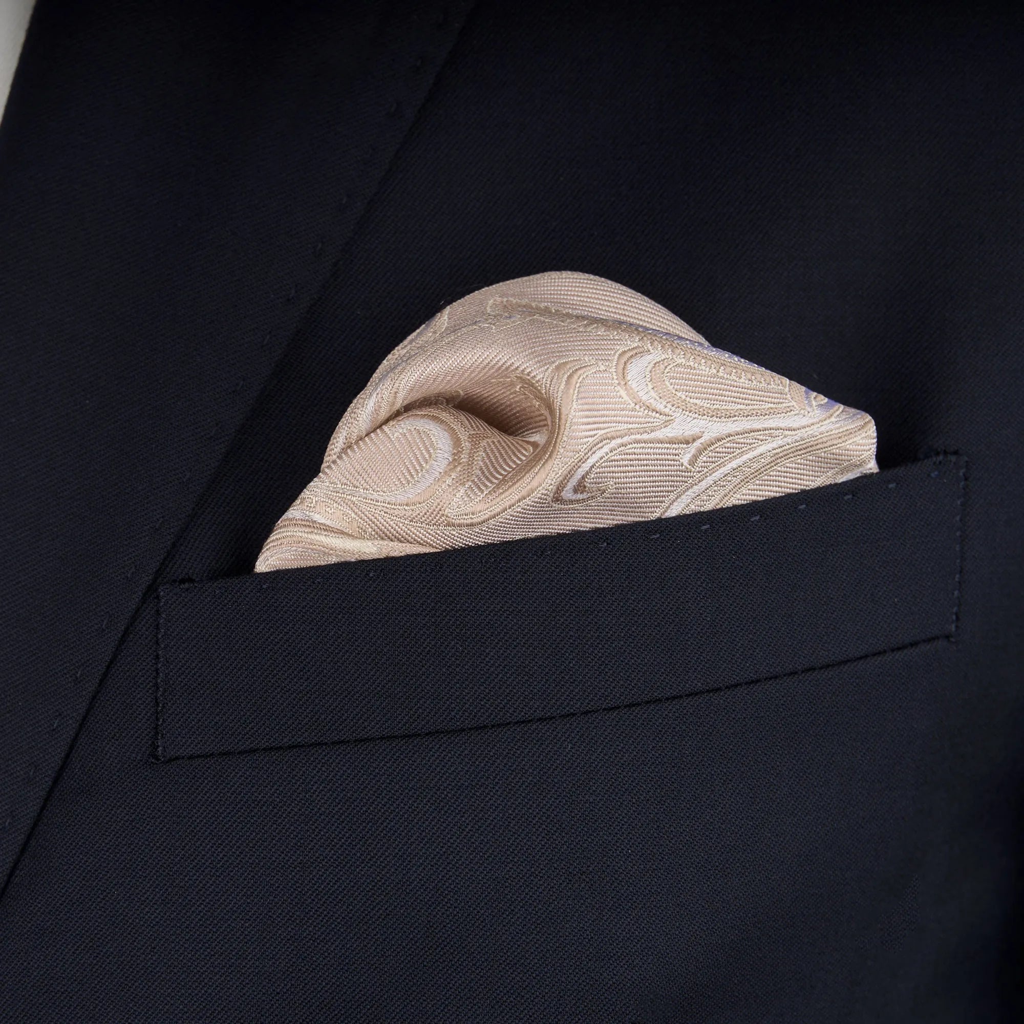 Einstecktuch aus Seide in Beige mit Paisleymuster beige Bild 1