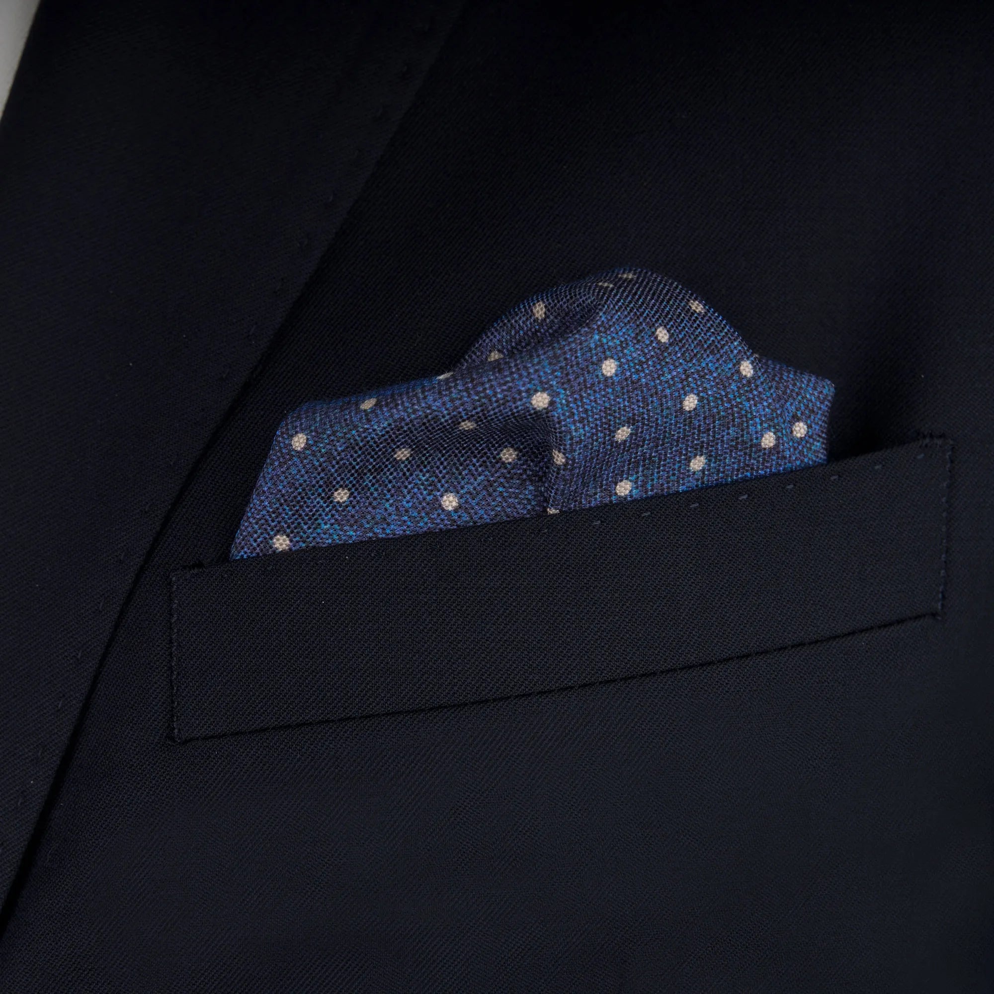 Einstecktuch in Blau mit weißen Punkten blau Bild 1