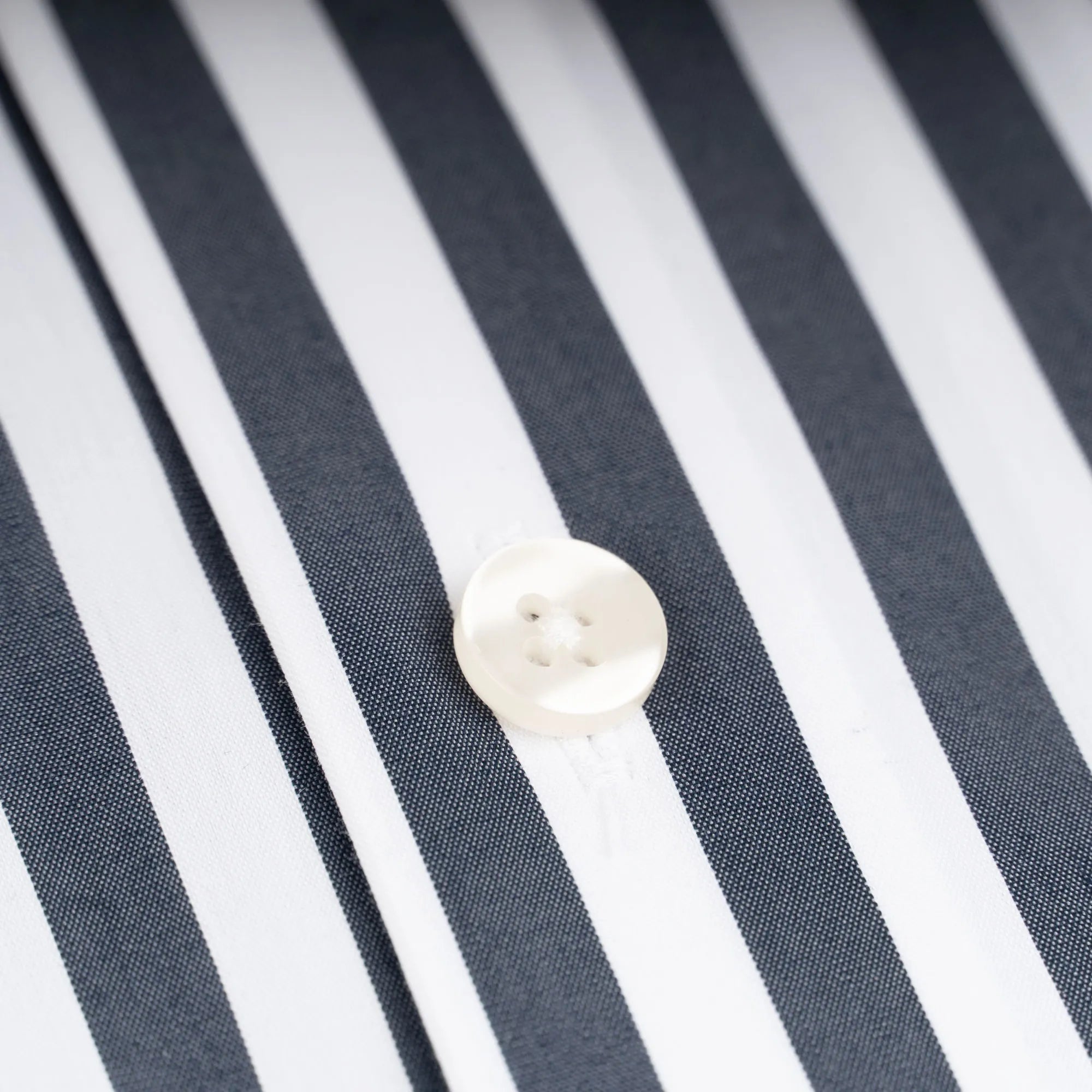 Slim Fit Hemd aus reiner Baumwolle in Weiß und Blau gestreift blau/gestreift Bild 4