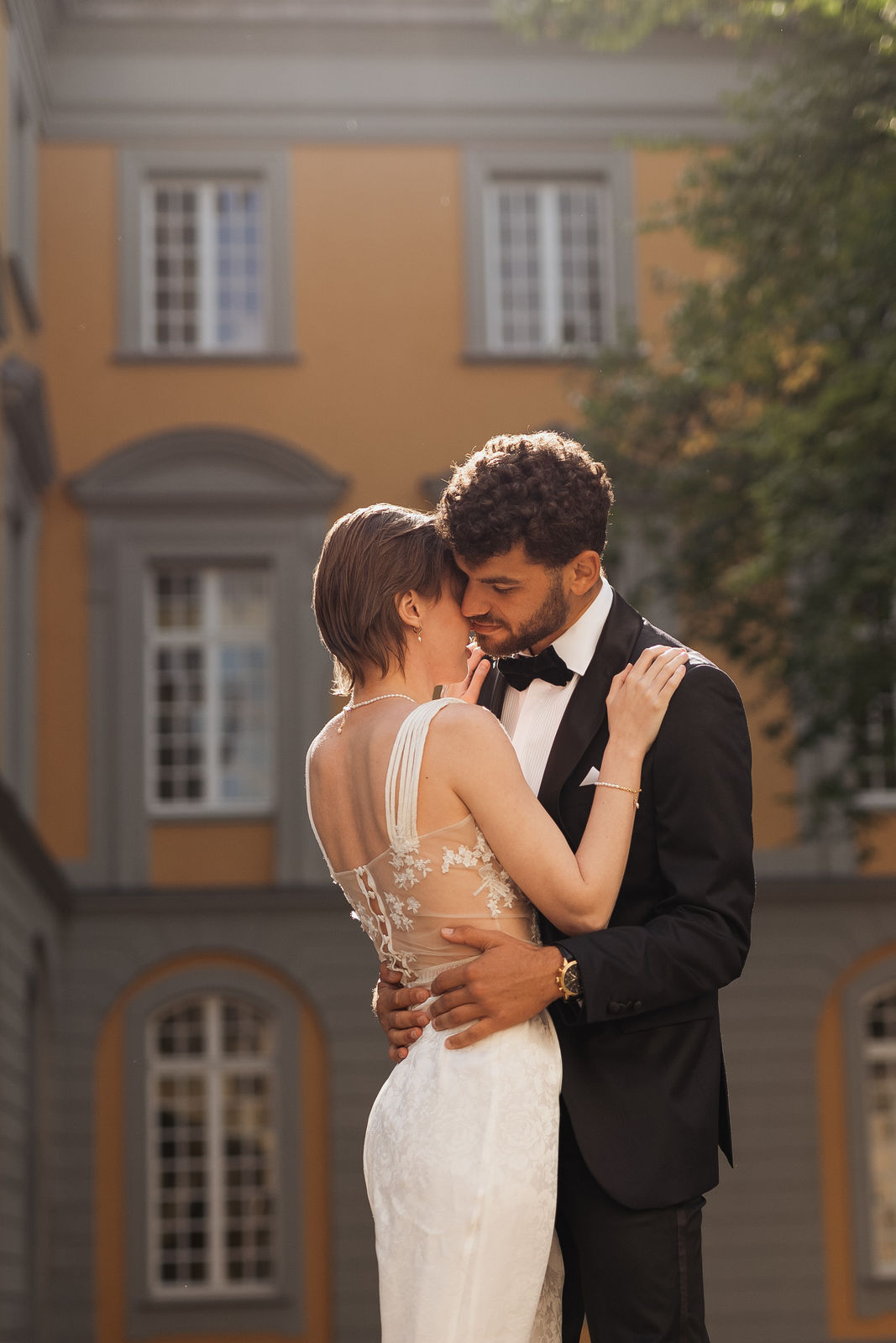 Den perfekten Hochzeitsanzug finden