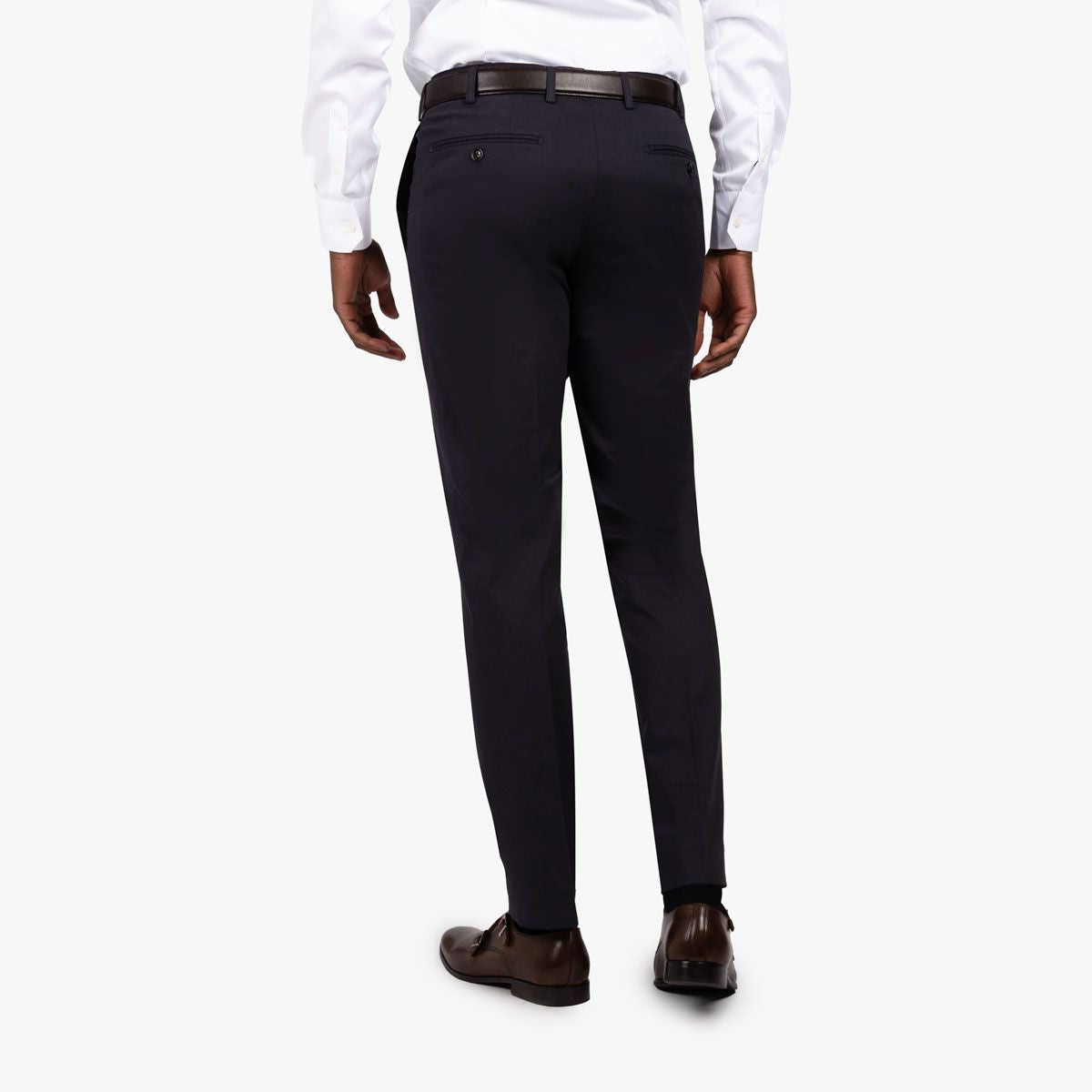 Mann in eleganter Herrenmode.