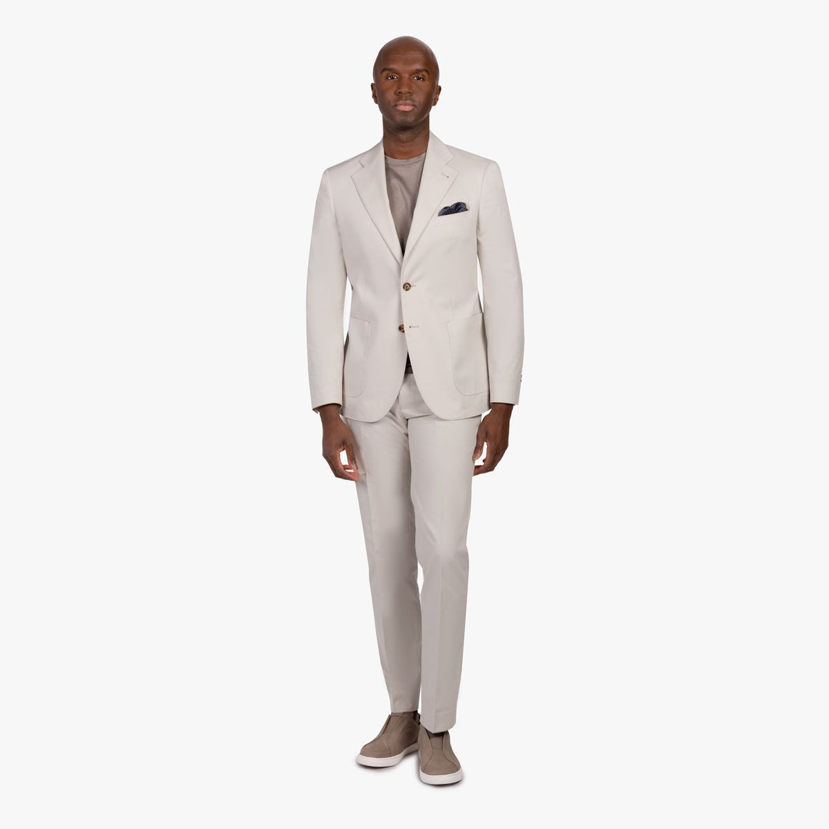 Mann im eleganten Anzug.