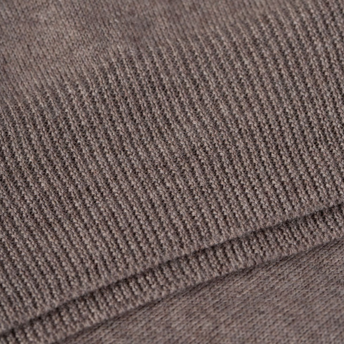 Rollkragenpullover aus Merino-Feinstrick in nougat hazel - 140 Bild 2