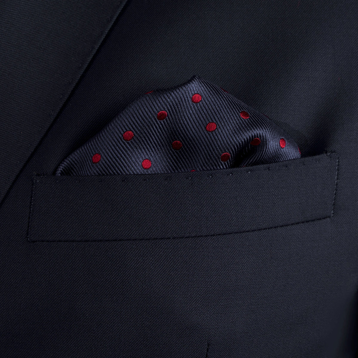 Einstecktuch in Blau mit roten Punkten navy Bild 1