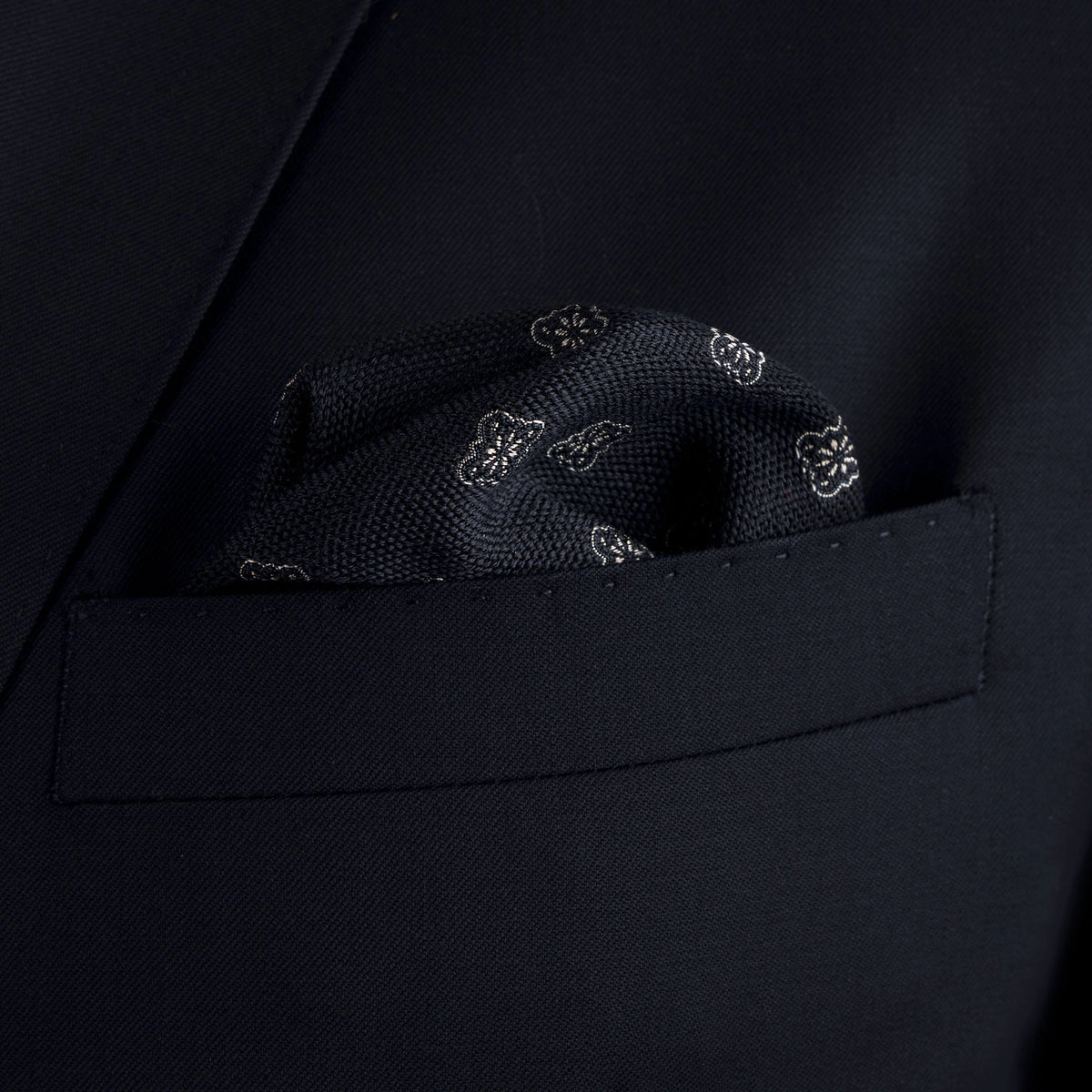 Einstecktuch in Dunkelblau mit floralem Muster blue Bild 1