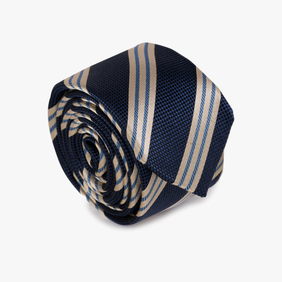 Aufgerollte schmale Krawatte in dunkelblau und ecru mit diagonalen Streifen