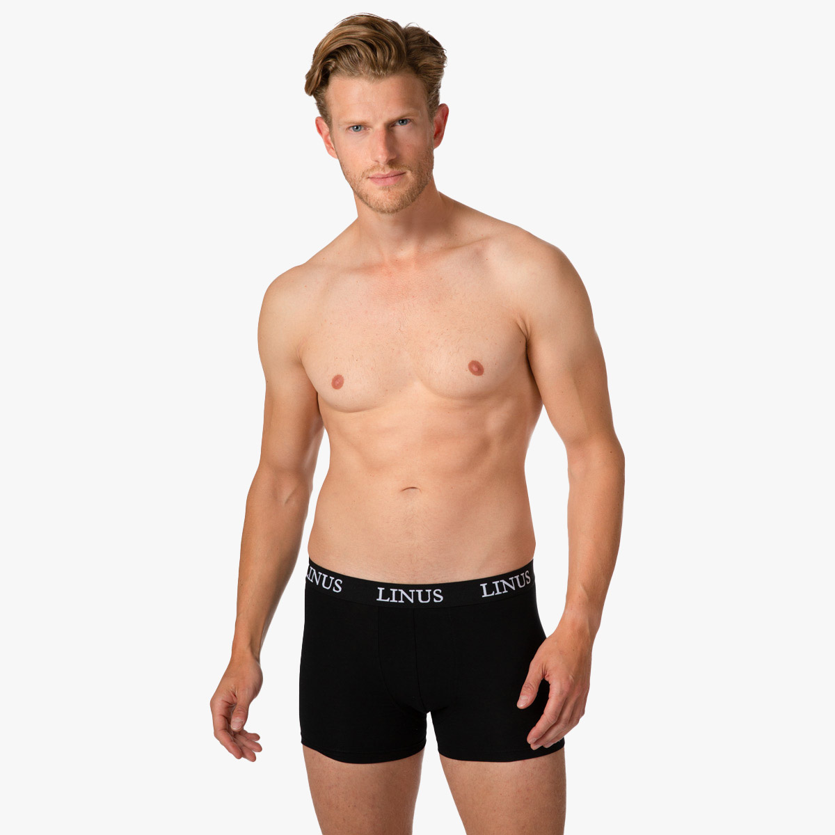 Slipboxer schwarz Model Slipboxer in schwarz getragen am Model