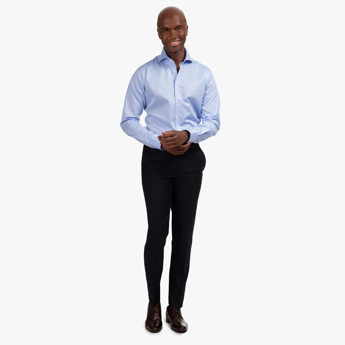 Casual Business Outfit mit Hemd in hellblau Casual Business Look mit hellblauem Hemd