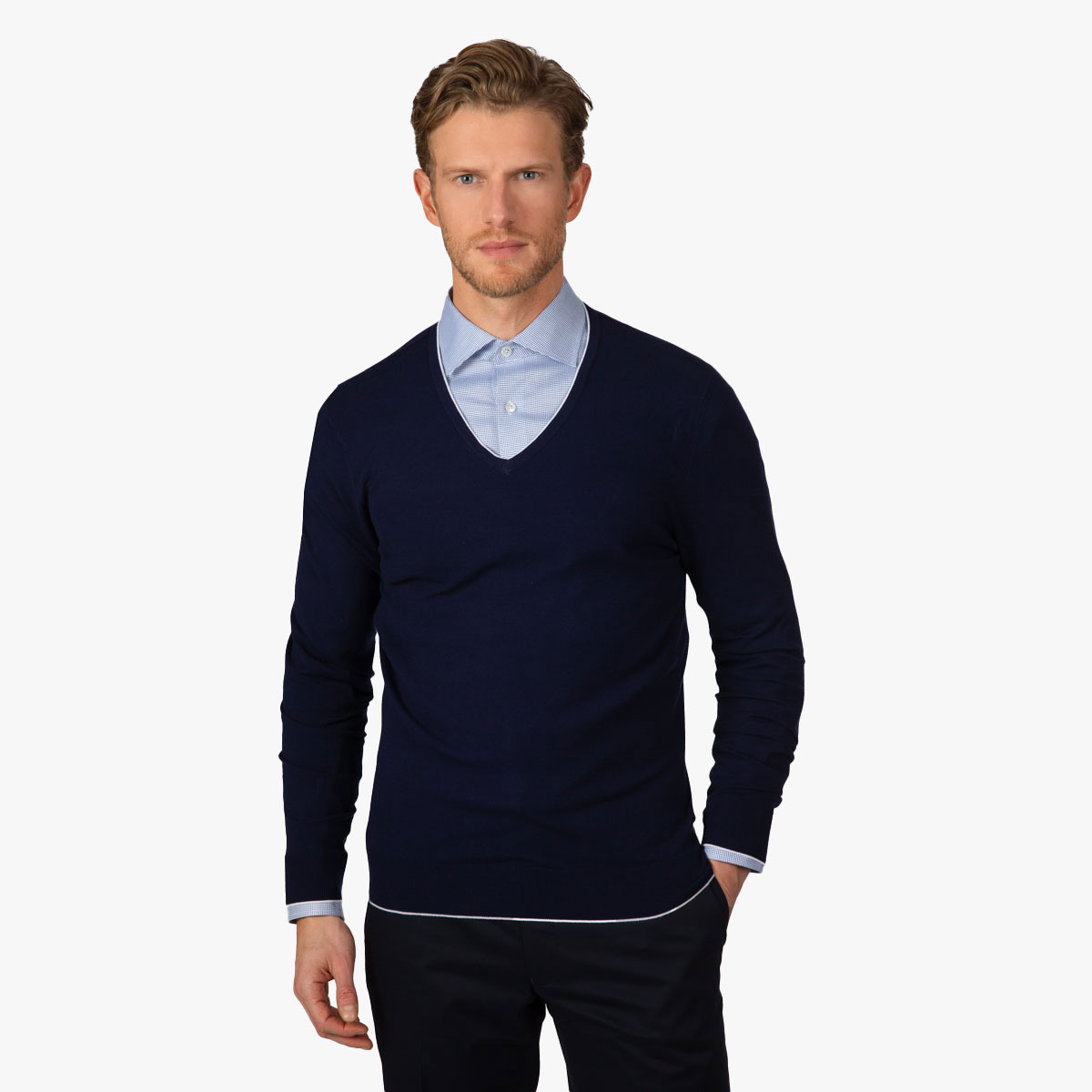 V-Ausschnitt-Pullover in dunkelblau-weiß