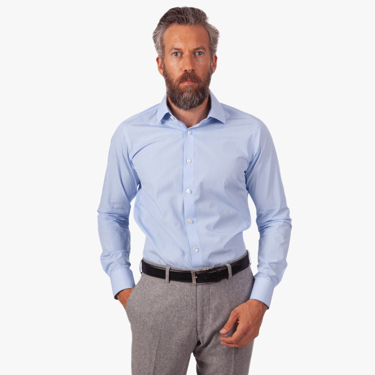 Slim Fit Hemd mit blau-weißen Streifen