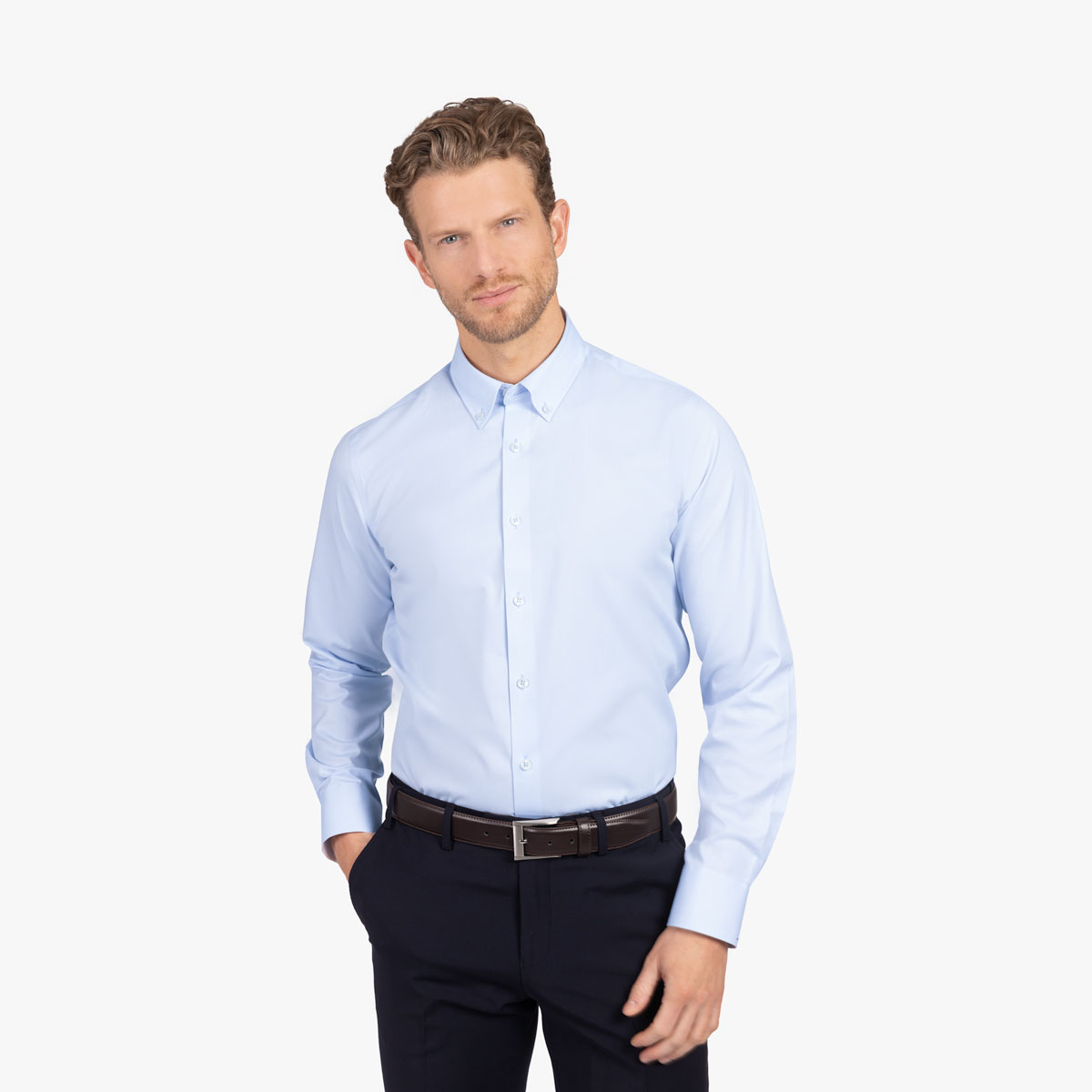 Slim Fit Hemd in hellblau mit Button Down Kragen