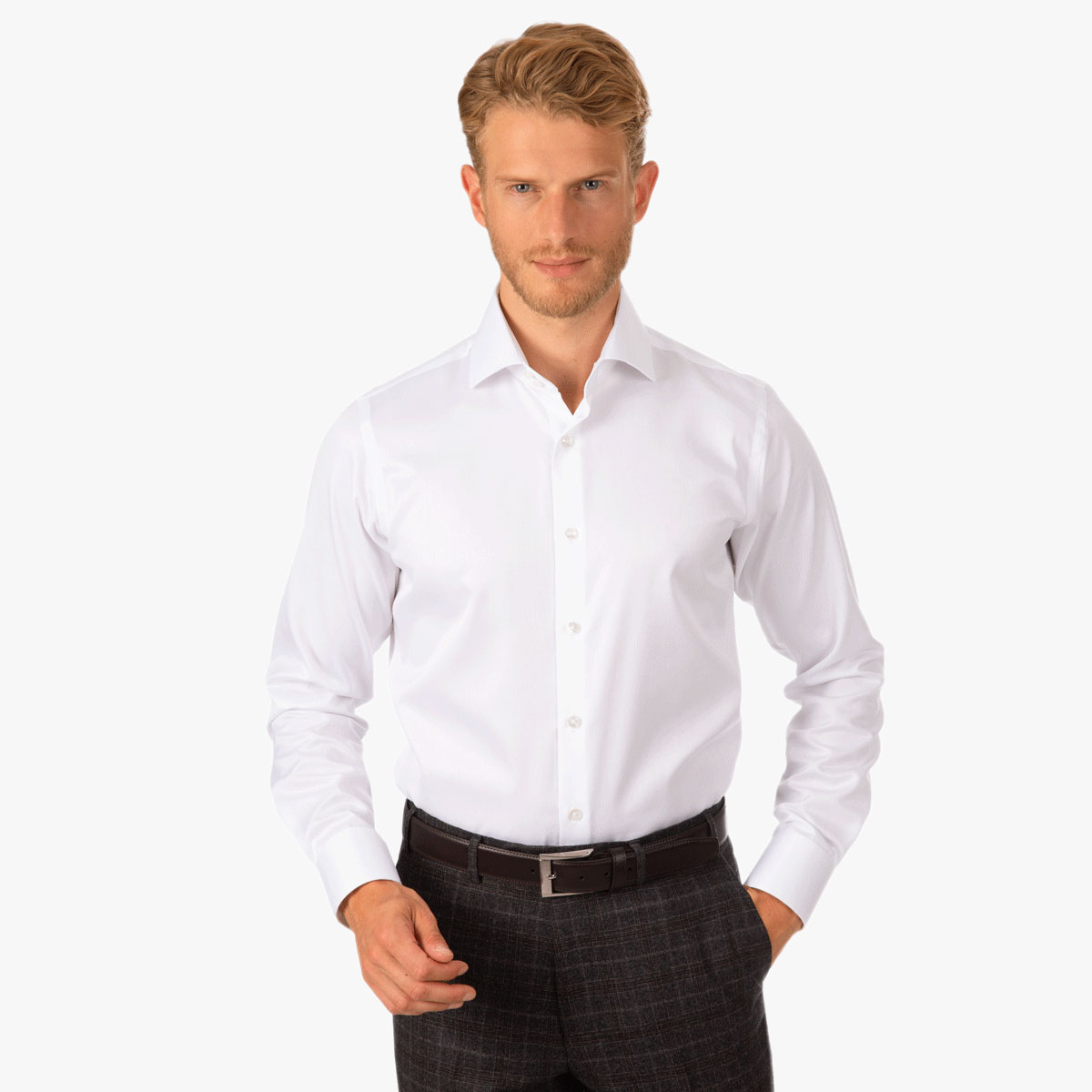 Figurbetontes Hemd mit 2-Knopf-Kragen Slim Fit Hemd mit 2-Knopf-Kragen