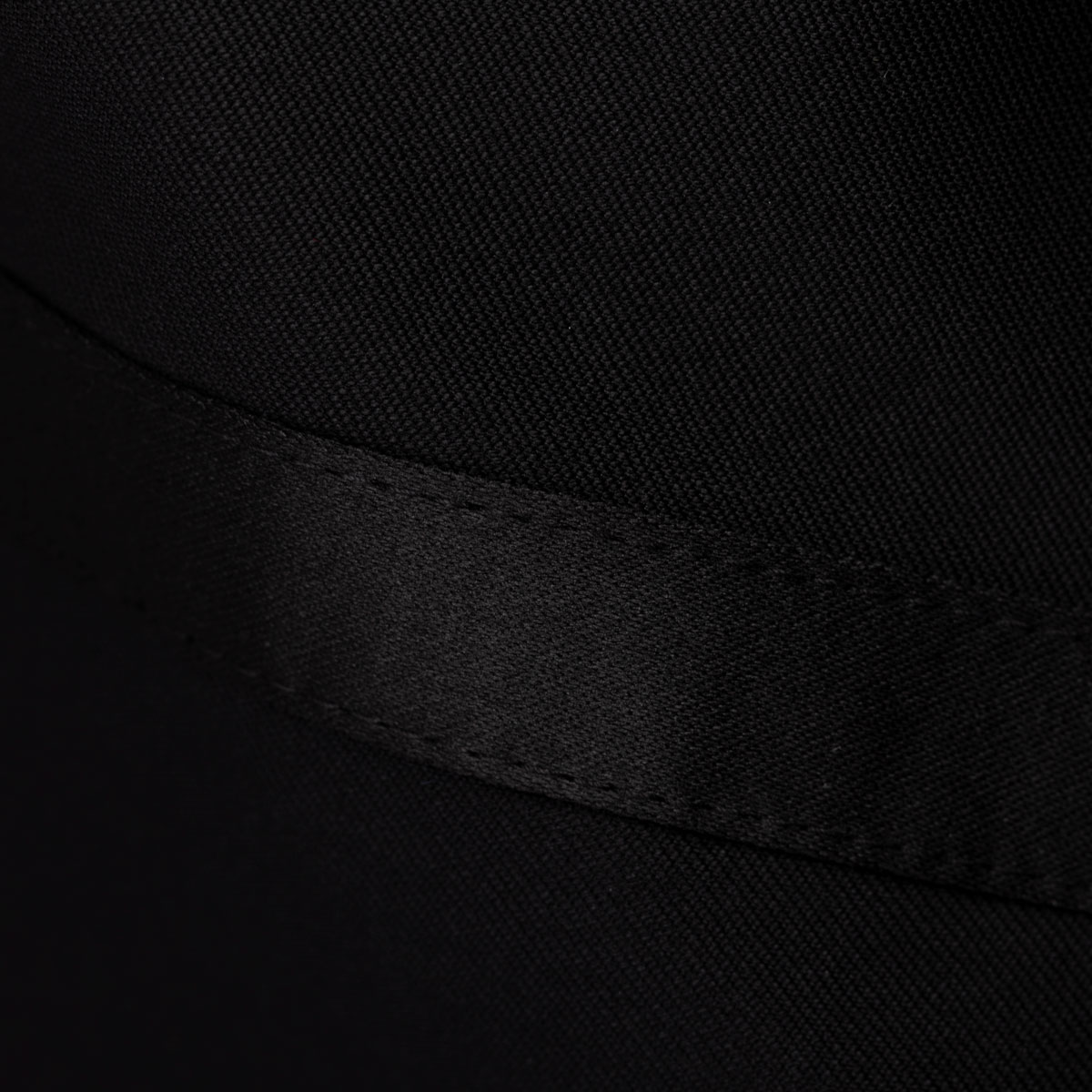 Smoking Anzug Asti aus reiner Schurwolle in schwarz