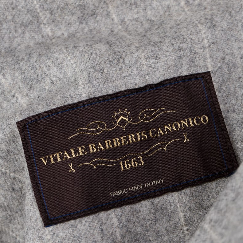 Italienischer Oberstoff aus Schurwolle von Vitale Barberis Canonico Schurwoll-Oberstoff aus der renommierten italienischen Wollmühle Vitale Barberis Canonico