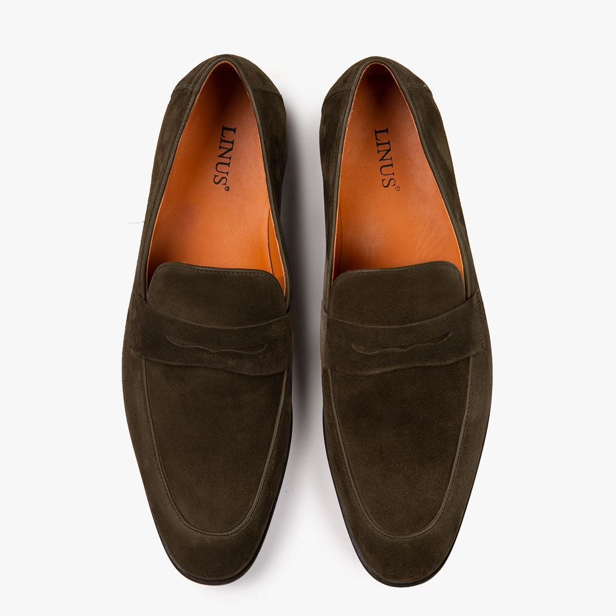 Olivfarbene Penny Loafers aus Veloursleder Penny Loafers in oliv aus Veloursleder